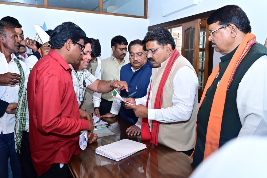 सहयोग केंद्र जनदर्शन में उपमुख्यमंत्री विजय शर्मा ने सुनीं 500 से अधिक लोगों की समस्याएं, त्वरित समाधान के निर्देश