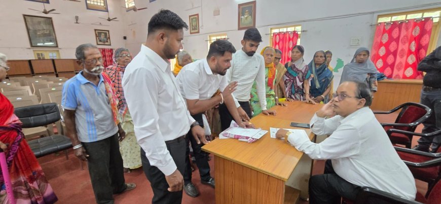 महतारी वंदन योजना की लंबित राशि को लेकर महिलाओं का आक्रोश, मुख्यमंत्री व निगम आयुक्त को सौंपा गया ज्ञापन