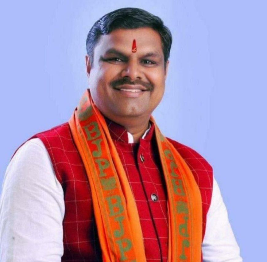 700 भवन-विहीन स्कूलों के लिए 123 करोड़, 150 मॉडल स्कूल और रायपुर यूनिटी मॉल के लिए 93 करोड़ – बजट 2026-27 में शिक्षा व ग्रामोद्योग को नई उड़ान