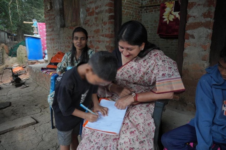 दूरस्थ वनांचलों तक पहुंचा आयोग, फोस्टर केयर में पल रहे बच्चों का जाना हाल