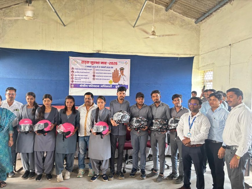 आईटीआई पुलगांव में सड़क सुरक्षा जागरूकता कार्यक्रम, 40 विद्यार्थियों को निःशुल्क हेलमेट वितरण