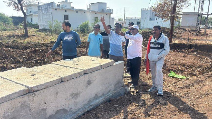 कवर्धा में गौरवपथ निर्माण की धीमी रफ्तार पर नपाध्यक्ष चंद्रप्रकाश चंद्रवंशी सख्त, अधिकारियों-ठेकेदार को कड़ी चेतावनी