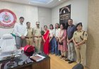 रायपुर में एएसआई गेंदूराम नवरंग बने उपनिरीक्षक, पुलिस कमिश्नर डॉ. संजीव शुक्ला ने कंधे पर लगाया स्टार