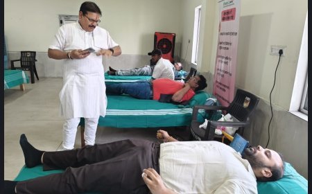 स्वर्गीय चलती देवी जी की पंचम पुण्यतिथि पर मातृस्मृति में रक्तदान शिविर व सुंदरकांड पाठ का भव्य आयोजन