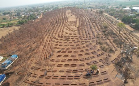 ‘मोर गांव मोर पानी’ अभियान से जल संरक्षण की नई मिसाल, कबीरधाम में 4,975 कंटूर ट्रेंच का निर्माण