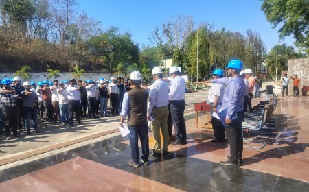 नेपा लिमिटेड में सुरक्षा सप्ताह का समापन, सीएमडी नरेश सिंह ने दिलाई सुरक्षा की शपथ