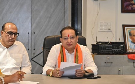 बसना विधायक कार्यालय में आगामी कार्यशाला को लेकर बैठक, डॉ. संपत अग्रवाल ने दिए जनसंवाद और विकास के निर्देश