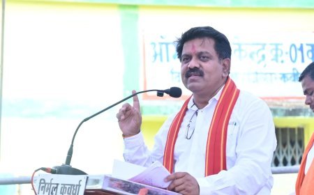 उप मुख्यमंत्री विजय शर्मा ने सकरी नदी तटबंध निर्माण का किया भूमिपूजन, 4.08 करोड़ की परियोजना से गांवों को मिलेगी बाढ़ से सुरक्षा