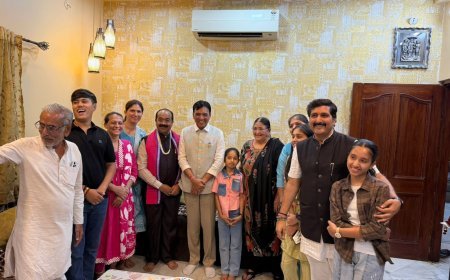 रायपुर में केंद्रीय मंत्री मनसुख मांडविया का स्वागत, भाजपा प्रवक्ता अमित चिमनानी के निवास पहुंचे