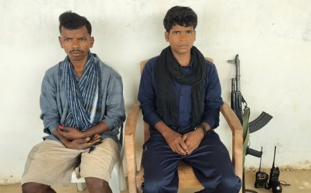 कांकेर में 11 माओवादी कैडरों ने किया सरेंडर, AK-47 के साथ मुख्यधारा में लौटे