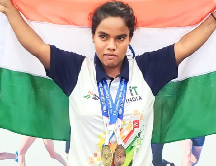 कबीरधाम की छोटी मेहरा बनीं महिला सशक्तिकरण की मिसाल, पैरा-एथलेटिक्स में उत्कृष्ट प्रदर्शन पर मिला गुण्डाधूर सम्मान