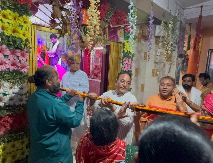 आलीराजपुर में भव्य चुनरी यात्रा, 1100 कलशों के साथ उमड़ा आस्था का सागर