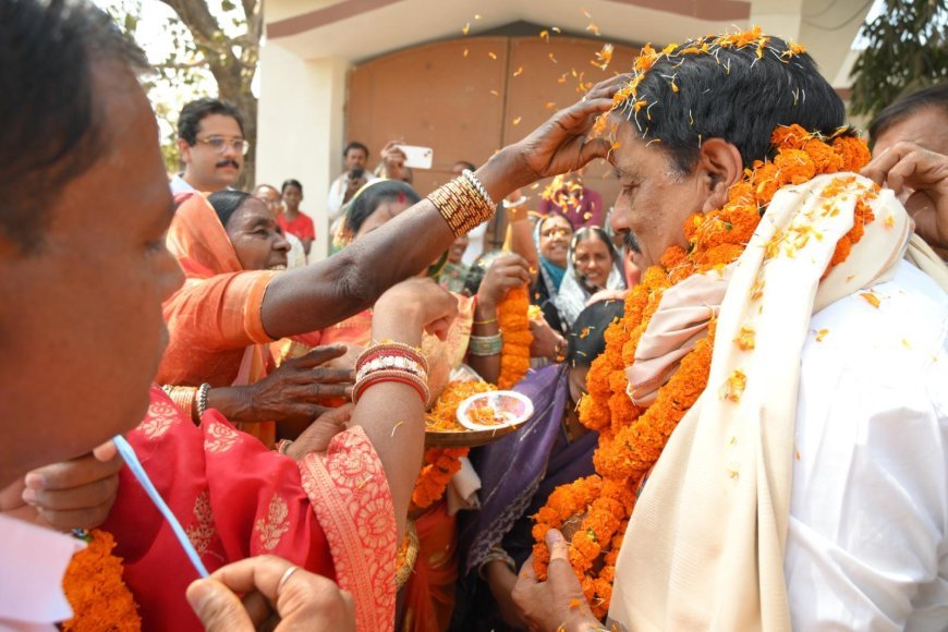 मुरा बना जनउत्सव का केंद्र, गणेश शंकर मिश्रा के स्वागत में उमड़ा जनसैलाब, ऐतिहासिक अभिनंदन