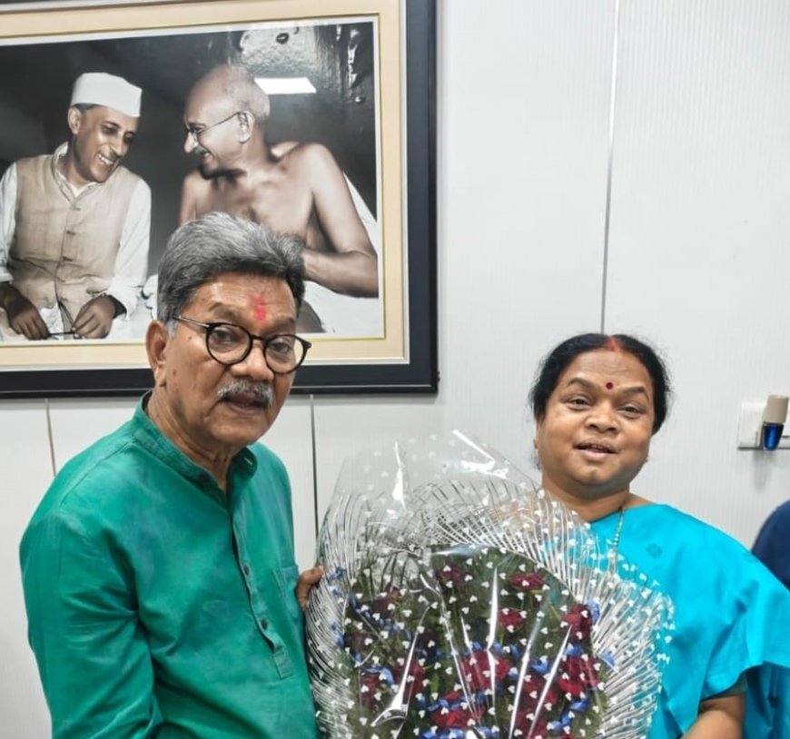 छत्तीसगढ़ से कांग्रेस की राज्यसभा उम्मीदवार फिर होंगी फूलो देवी नेताम, नेता प्रतिपक्ष डॉ. चरणदास महंत से लिया आशीर्वाद