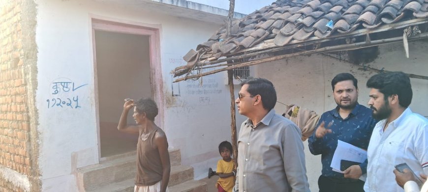 वनांचल क्षेत्रों में पीएम जनमन आवास की प्रगति देखने पहुँचे जिला पंचायत सीईओ अभिषेक अग्रवाल, हितग्राहियों से की चर्चा
