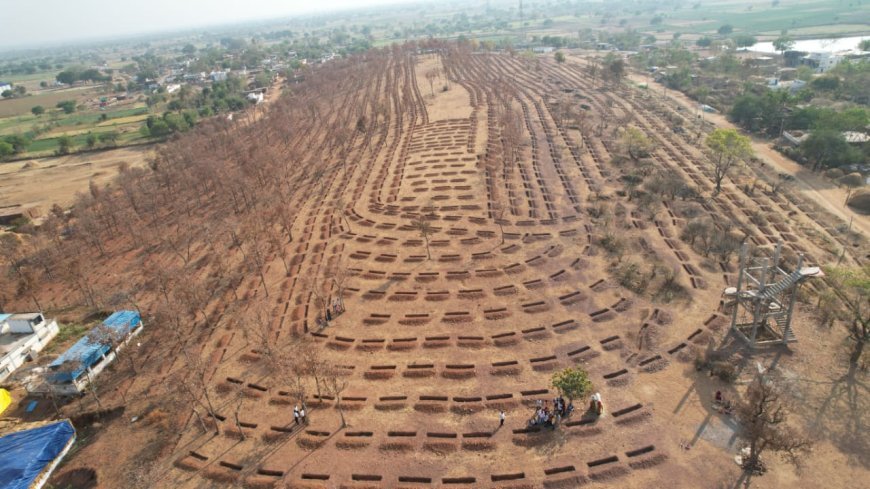 ‘मोर गांव मोर पानी’ अभियान से जल संरक्षण की नई मिसाल, कबीरधाम में 4,975 कंटूर ट्रेंच का निर्माण