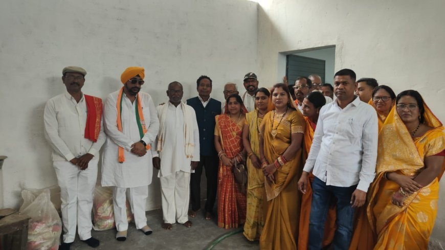 कर्मा जयंती पर साहू समाज को सौगात, नगरी में किचन शेड, टाइल्स और स्टील रेलिंग का लोकार्पण