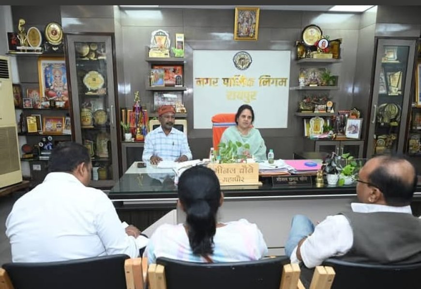 सड्डू में पेयजल संकट पर नगर निगम सख्त, अविनाश कैपिटल होम्स-2 के प्रतिनिधिमंडल ने सौंपा ज्ञापन