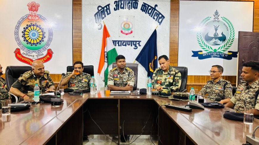 नारायणपुर में 1 लाख का इनामी नक्सली आत्मसमर्पण, संयुक्त कार्रवाई में भारी मात्रा में हथियार बरामद