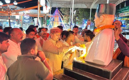 कवर्धा में भाजयुमो का श्रद्धांजलि कार्यक्रम: वीर शहीदों को दी गई श्रद्धांजलि, नक्सल मुक्त छत्तीसगढ़ पर जताया आभार