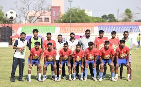 अबूझमाड़ से निकले सितारे: रामकृष्ण मिशन आश्रम के फुटबॉल खिलाड़ी खेलो इंडिया ट्राइबल गेम्स में चमके