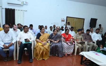 सरायपाली में राज्यपाल रमेन डेका की समीक्षा बैठक: जल संरक्षण, वृक्षारोपण और जैविक खेती पर जोर