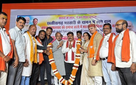 नक्सलवाद मुक्ति के बाद कवर्धा में उप मुख्यमंत्री विजय शर्मा का भव्य अभिनंदन, हजारों लोगों ने किया स्वागत