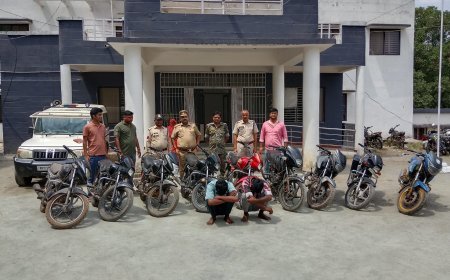 चितरंगी पुलिस की बड़ी कार्रवाई: अंतर्राज्यीय वाहन चोर गिरोह का भंडाफोड़, 9 बाइक बरामद