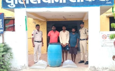 महासमुंद में अवैध शराब पर पुलिस का बड़ा सर्जिकल स्ट्राइक, 320 लीटर महुआ शराब जप्त