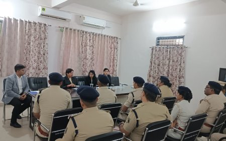 कबीरधाम के गांवों में स्वास्थ्य शिविर, 124 मरीजों की पोर्टेबल एक्स-रे से जांच