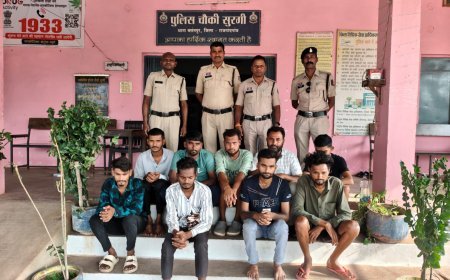 सुरगी पुलिस की जुआ पर बड़ी कार्रवाई, 9 जुआरी गिरफ्तार, 6 लाख से अधिक की संपत्ति जब्त