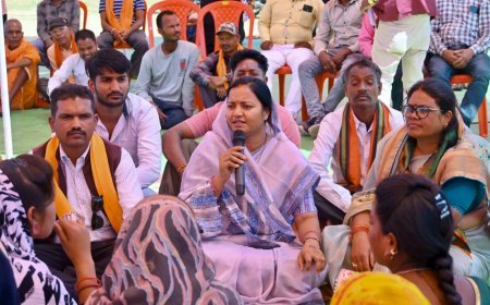 गांव-बस्ती चलो अभियान: मंत्री लक्ष्मी राजवाड़े ने ग्रामीणों से किया सीधा संवाद, समस्याओं के समाधान के दिए निर्देश