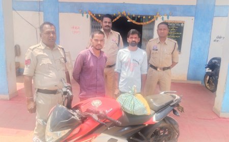 अवैध शराब पर कबीरधाम पुलिस की बड़ी कार्रवाई: 32 पौवा शराब के साथ दो आरोपी गिरफ्तार