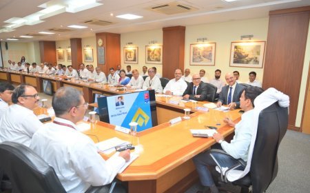 इस्पात मंत्रालय के सचिव संदीप पौंड्रिक का भिलाई इस्पात संयंत्र दौरा, उत्पादन लागत घटाने और लक्ष्य बढ़ाने पर जोर