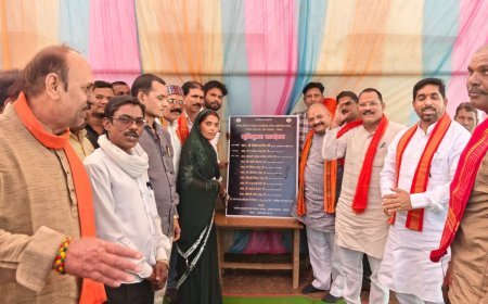 कवर्धा में सांसद संतोष पांडेय का दौरा: कई विकास कार्यों का भूमिपूजन, ग्रामीणों से की मुलाकात