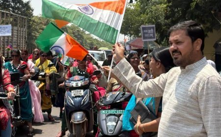 नारी शक्ति का शंखनाद: 33% आरक्षण पर रायपुर में महिला मोर्चा की भव्य बाइक रैली, विधायक अनुज शर्मा ने बढ़ाया उत्साह