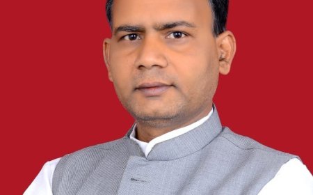 गोठान में शराब दुकान खोलने पर कांग्रेस का हमला, धनंजय सिंह ठाकुर ने सरकार पर उठाए सवाल