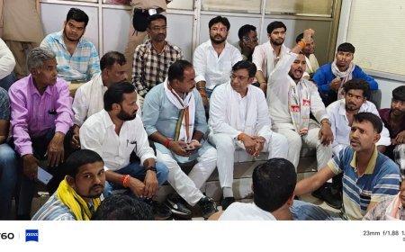 जल संकट को लेकर कांग्रेस का प्रदर्शन, जोन क्रमांक 9 कार्यालय का घेराव