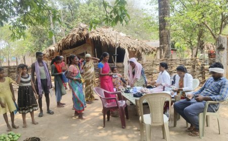 बस्तर में स्वास्थ्य क्रांति: 10 दिनों में 6.39 लाख लोगों की स्क्रीनिंग, दूरस्थ इलाकों तक पहुंचीं मेडिकल टीमें