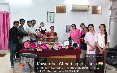 कौशल विकास की दिशा में पहल: कॉलेज में छात्रों ने बनाए गुलदस्ते और मशरूम मॉडल
