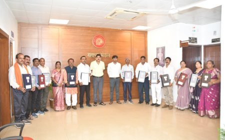 रायपुर मंडल में 13 रेलकर्मियों का सम्मानपूर्वक सेवानिवृत्ति समारोह, 5.76 करोड़ से अधिक का भुगतान