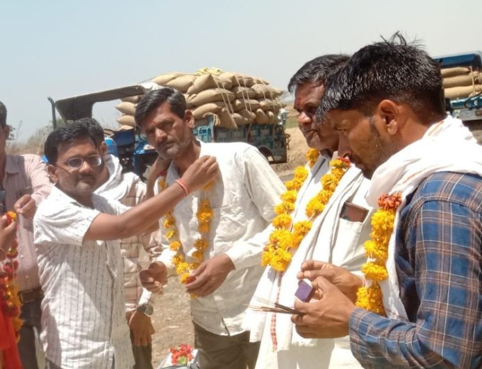 अमरवाड़ा में समर्थन मूल्य पर गेहूं खरीदी शुरू, किसानों के चेहरों पर दिखी खुशी