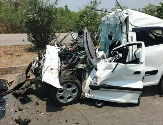 कोरबा में दर्दनाक सड़क हादसा: एक ही परिवार के 3 लोगों की मौत, 3 घायल