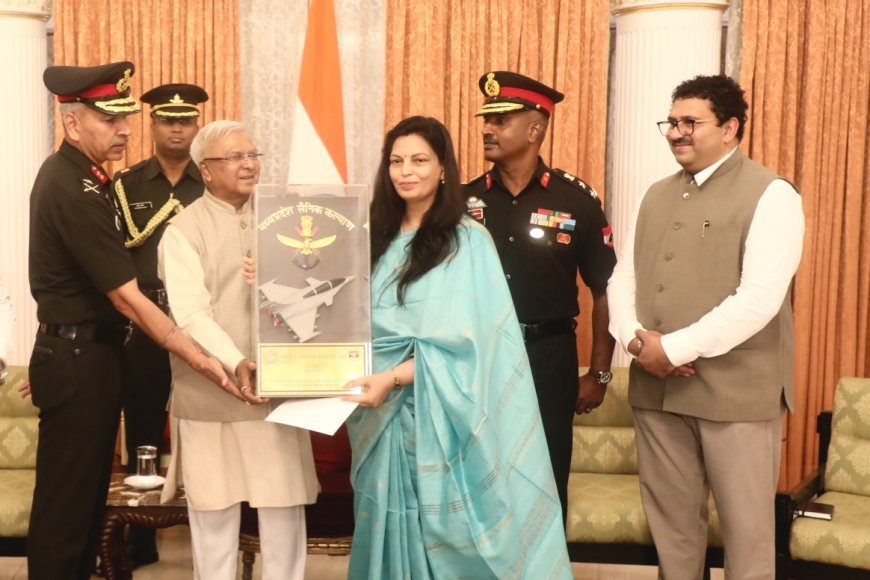 सशस्त्र सेना झंडा दिवस निधि में आलीराजपुर बना प्रदेश में नंबर-1, कलेक्टर नीतू माथुर को राज्यपाल ने किया सम्मानित