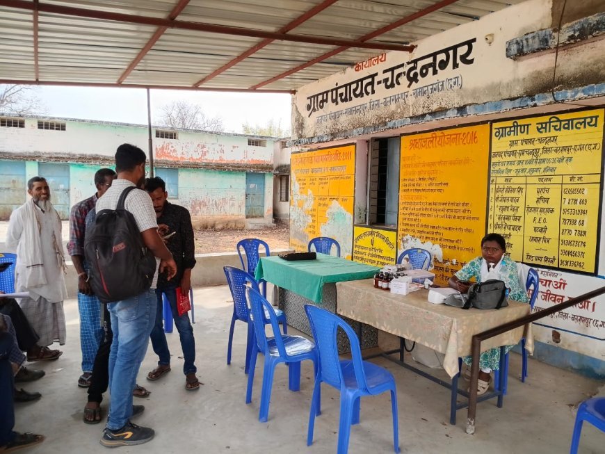 डिजिटल इंडिया की खुली पोल: पंचायत भवन में अंधेरा, अधिकारियों को निजी घर में लगाना पड़ा शिविर