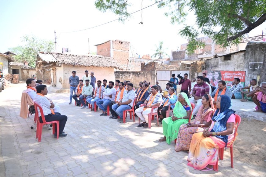 रेमड़ा में ‘गांव चलो-घर चलो’ अभियान: विधायक डॉ. संपत अग्रवाल ने घर-घर पहुंचकर योजनाओं का किया प्रचार