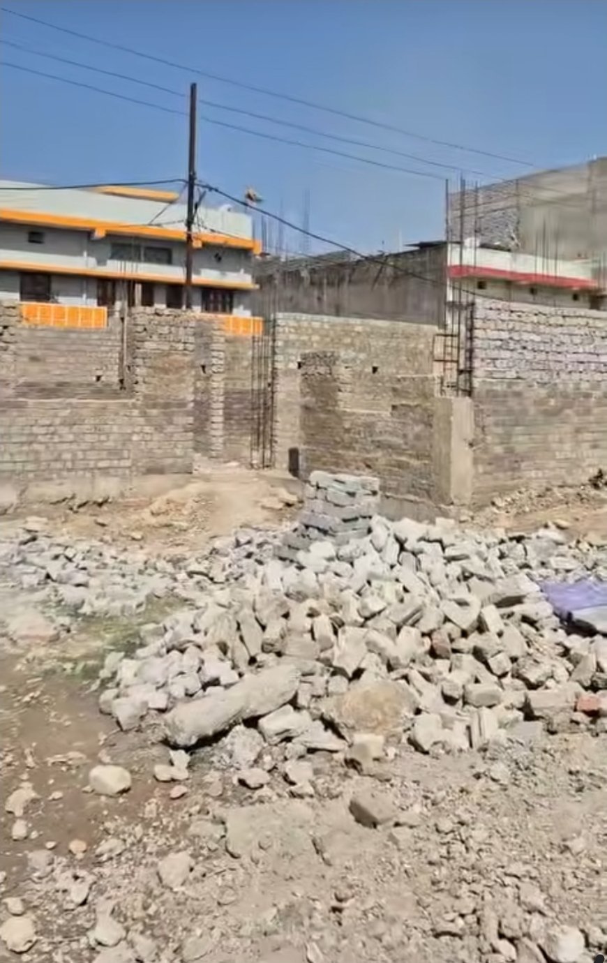 कोरबा में आंगनबाड़ी निर्माण पर सवाल, घटिया गुणवत्ता को लेकर लोगों में आक्रोश