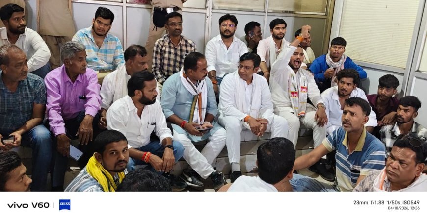 जल संकट को लेकर कांग्रेस का प्रदर्शन, जोन क्रमांक 9 कार्यालय का घेराव