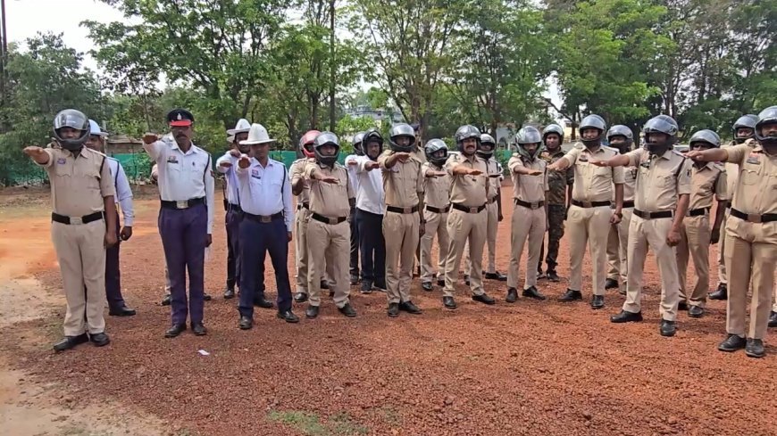 जशपुर में निकली हेलमेट जागरूकता रैली, प्रशासन ने दिया सख्त संदेश—“सड़क सुरक्षा ही जीवन रक्षा”