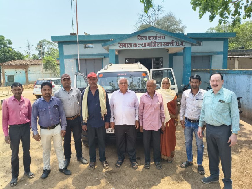 सक्ती में अवैध रेत उत्खनन पर बड़ी कार्रवाई: 11 हाईवा और जेसीबी जब्त, कलेक्टर के सख्त निर्देश